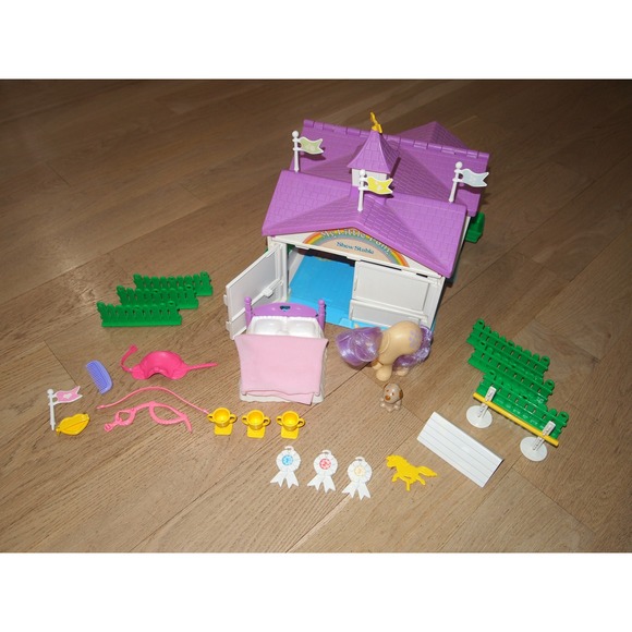My Little Pony Show Stable Playset Vintage G1 Hasbro Horse Accessories Lot - Picture 15 of 15